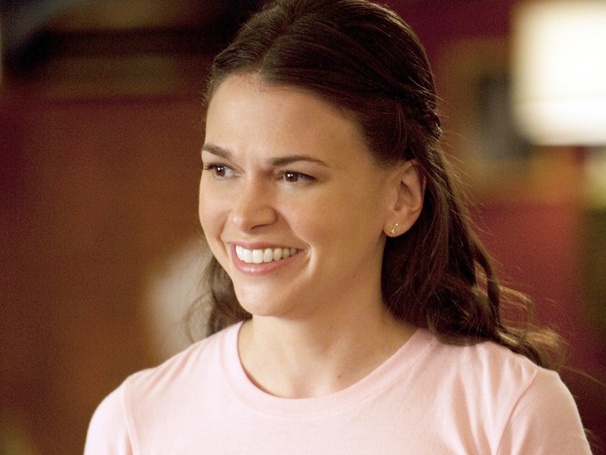 23 Tidbits We Learned About Bunheads Star Sutton Foster (a.k.a. Suttbutt) on Twitter