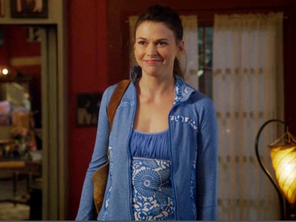 Barre Hopping: Sutton Foster Dishes Out Dating Advice on Bunheads