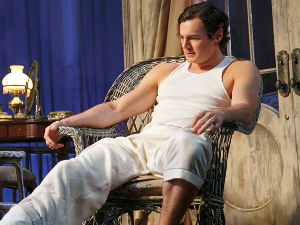 Cat on a Hot Tin Roof Star Benjamin Walker on Co-Starring with the 'Fantastic' Scarlett Johansson, Acting in a Towel & More