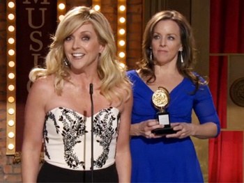 See Alice Ripley’s Surprising Cameo on 30 Rock’s Series Finale