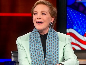Could Julie Andrews Step Into Broadway's Mary Poppins? 'Damn Right,' Says the Dame