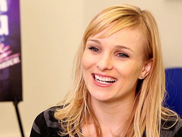 Kelly Felthous on Playing 'Dramatic Dreamer' Gloria in Flashdance on Tour