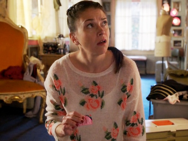 Barre Hopping: Sutton Foster Makes a Shocking Discovery on Bunheads