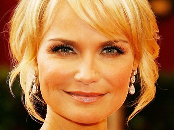 Kristin Chenoweth & Host Seth MacFarlane to Perform a ‘Big, Can’t-Miss’ Musical Finale at the Oscars