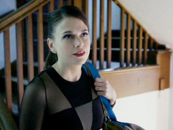 Sutton Foster Goes to a Top-Secret Audition on the Season Finale of Bunheads