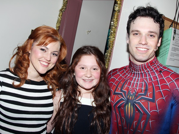 It's Showtime! Shameless Star Emma Kenney Checks Out Spider-Man, Turn Off the Dark