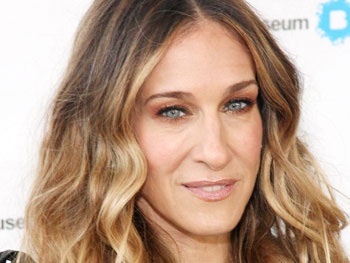 Sarah Jessica Parker and Blythe Danner in Talks to Star in Amanda Peet's The Commons of Pensacola