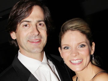 Nice Work, Mom! Kelli O’Hara Expecting Second Child With Husband Greg Naughton