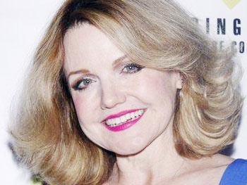 Alison Fraser to Lead Off-Broadway Comedy Love Therapy