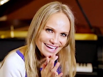 Get an Early Look at Kristin Chenoweth's ‘Bag of Broadway Showstoppers’ from Her Upcoming TV Concert
