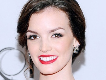 Jennifer Damiano, Claybourne Elder, Leslie Odom Jr. and More to Star in New Musical Venice at the Public