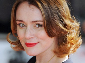 Keeley Hawes to Join Lee Evans in West End Gangster Comedy Barking in Essex