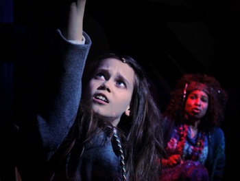 Time to Be Naughty! Check Out Video of Bertie Carvel, Lauren Ward & the Cast of Matilda in Action