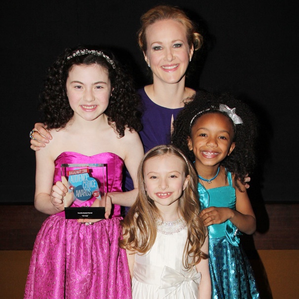 Annie Stars Lilla Crawford & Katie Finneran Celebrate All of Their Fan Love After Audience Choice Award Win