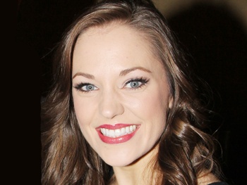 Laura Osnes, Billy Porter, Andrew Rannells & More Join Mary Tyler Moore and Bernadette Peters for 2013 Broadway Barks!