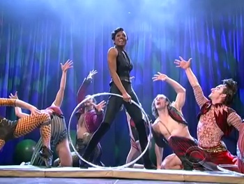 Patina Miller & the High-Flying Cast of Pippin Bring ‘Simple Joys’ to The Late Show
