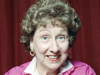 All in the Family Star and Broadway Vet Jean Stapleton Dies at 90