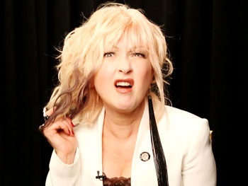 Which Legendary Movie Star Inspires Kinky Boots Composer Cyndi Lauper’s Red Carpet ‘Process’?