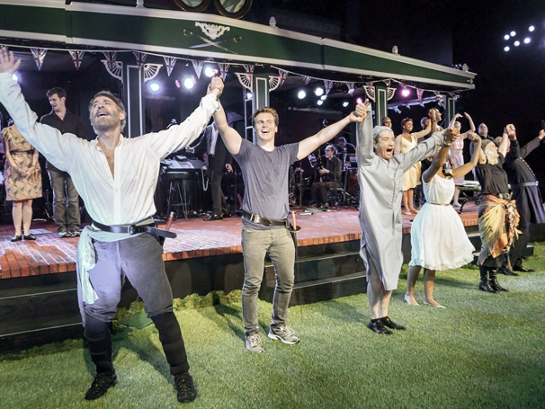 Kevin Kline, Jonathan Groff, Martin Short & More Take Their Bows in the Public Theater's Pirates of Penzance Concert