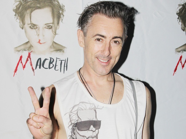 Alan Cumming Raises a Glass to His Supporters on Macbeth Fan Night