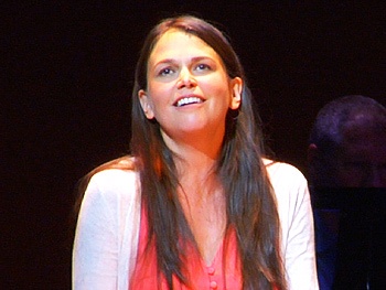 Song Clips! Watch Sutton Foster Return to the Musical Stage in Violet at Encores!