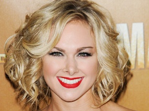 Broadway Vet Laura Bell Bundy Joins Charlie Sheen in Anger Management