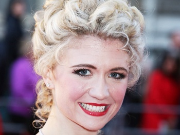 Scarlett Strallen, Fra Fee & More to Star in Candide at London's Menier Chocolate Factory