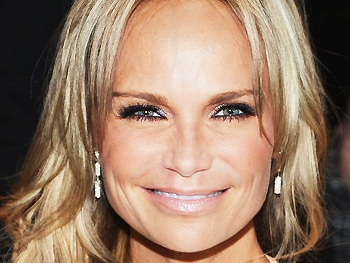 Tony Winner Kristin Chenoweth Joins Indie Teen Movie Hard Sell