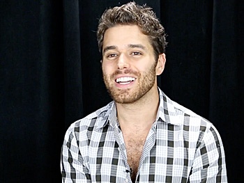 Josh Young on Feeling at Home as Che and Why This Version of Evita is the Best-Sung Ever