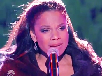 Watch Sound of Music Live! Star Audra McDonald Sing an Emotional ‘Climb Ev’ry Mountain’ at the Rock Center Tree Lighting