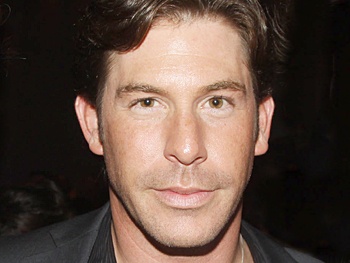 Come to Me, Baby! Richard H. Blake Begins as Tommy DeVito in Broadway's Jersey Boys