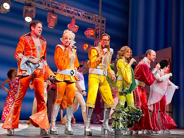 Mamma Mia! Celebrates 5,000 Performances on Broadway with a Rent Surprise