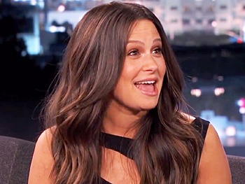 Wait, Elsa's B6-13?! Scandal's Katie Lowes on Her Frozen Connection