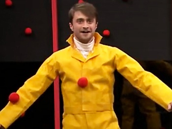 Watch The Cripple of Inishmaan Star Daniel Radcliffe Count Jimmy Fallon's Balls