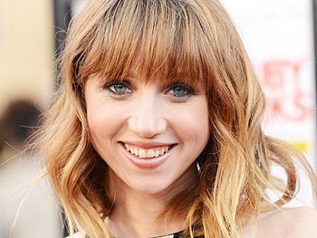 Zoe Kazan, Homeland's Morgan Saylor & More to Join Cherry Jones in MTC's When We Were Young and Unafraid