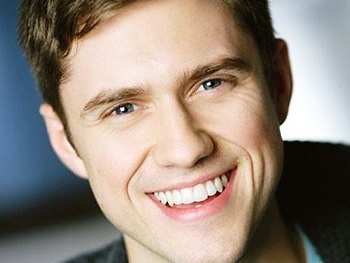 Odds & Ends: Aaron Tveit's Pops Party; Eve Best's Cleopatra; Neil Patrick Harris & Bryan Cranston Get Political