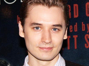 Broadway Favorite Seth Numrich to Star in Fathers and Sons at London's Donmar Warehouse