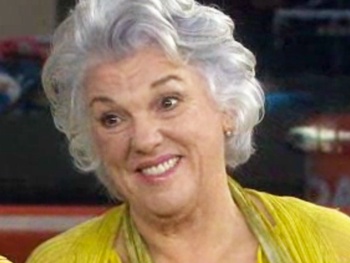 Tyne Daly Talks Mothers & Sons & Why Live Theater is Like Surfing