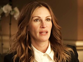 Julia Roberts, Mark Ruffalo & Larry Kramer Provide a Behind-the-Scenes Look at The Normal Heart Film