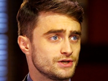 Watch The Cripple of Inishmaan's Daniel Radcliffe on Broadway Love and Tony Snubs