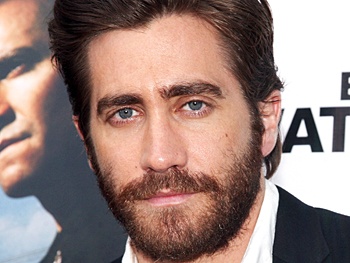 A Star for Constellations! Jake Gyllenhaal to Make Broadway Debut in December
