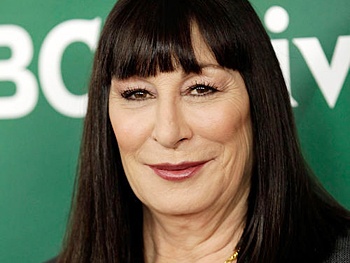A.R. Gurney’s Love Letters, Starring Oscar Winner Anjelica Huston, Eyeing Broadway in the Fall