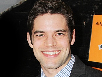 Jeremy Jordan to Make New York City Solo Debut at 54 Below With Breaking Character