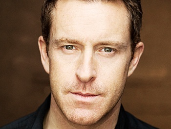 Earl Carpenter to Step In for Will Swenson in Les Miserables on Broadway