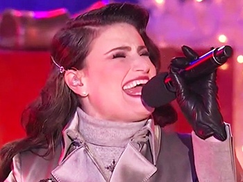 Idina Menzel Wishes/Belts You a 'Holly Jolly Christmas' at the Rockefeller Center Tree Lighting!