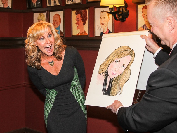 Photos! Mamma Mia! Mainstay Judy McLane Gets a Surprise Portrait at Sardi's