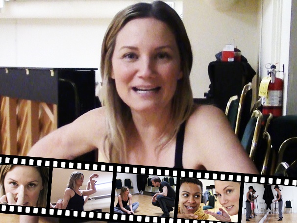 Hart & Soul: Backstage at Chicago with Jennifer Nettles, Episode 1: Warming Up