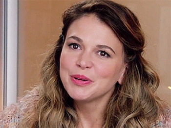 Sutton Foster Gets Highlights, Twitter-Trained & Naked in New Younger Trailer