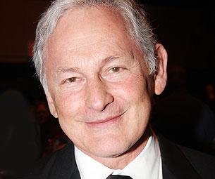 Tickets Now On Sale for Present Laughter, Starring Victor Garber