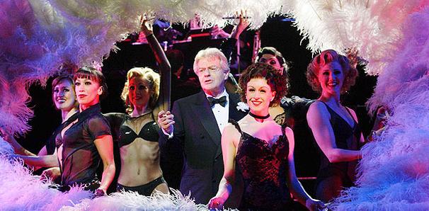Jerry Springer Set for August Opening in Broadway's Chicago